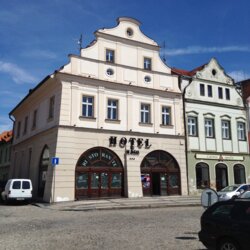 ŽATEC – HOTEL U HADA