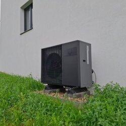 SVÁROV - BYTOVÝ DŮM