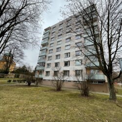 TYNÍŠTĚ NAD ORLICÍ - BYTOVÝ DŮM