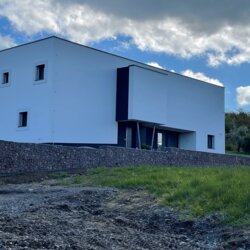 POTŠTEJN - RODINNÝ DŮM