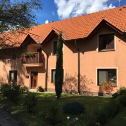 MŠECKÉ ŽEHROVICE – RODINNÝ DŮM